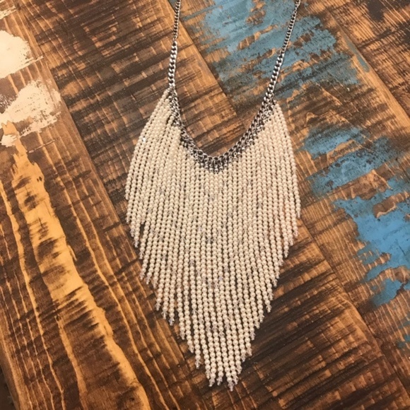 Pearlfection Pearl Necklace Premier Designs - Picture 3 of 6